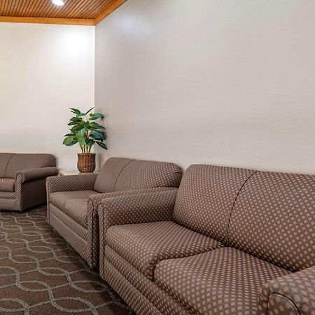 Econo Lodge Лафайет Екстериор снимка