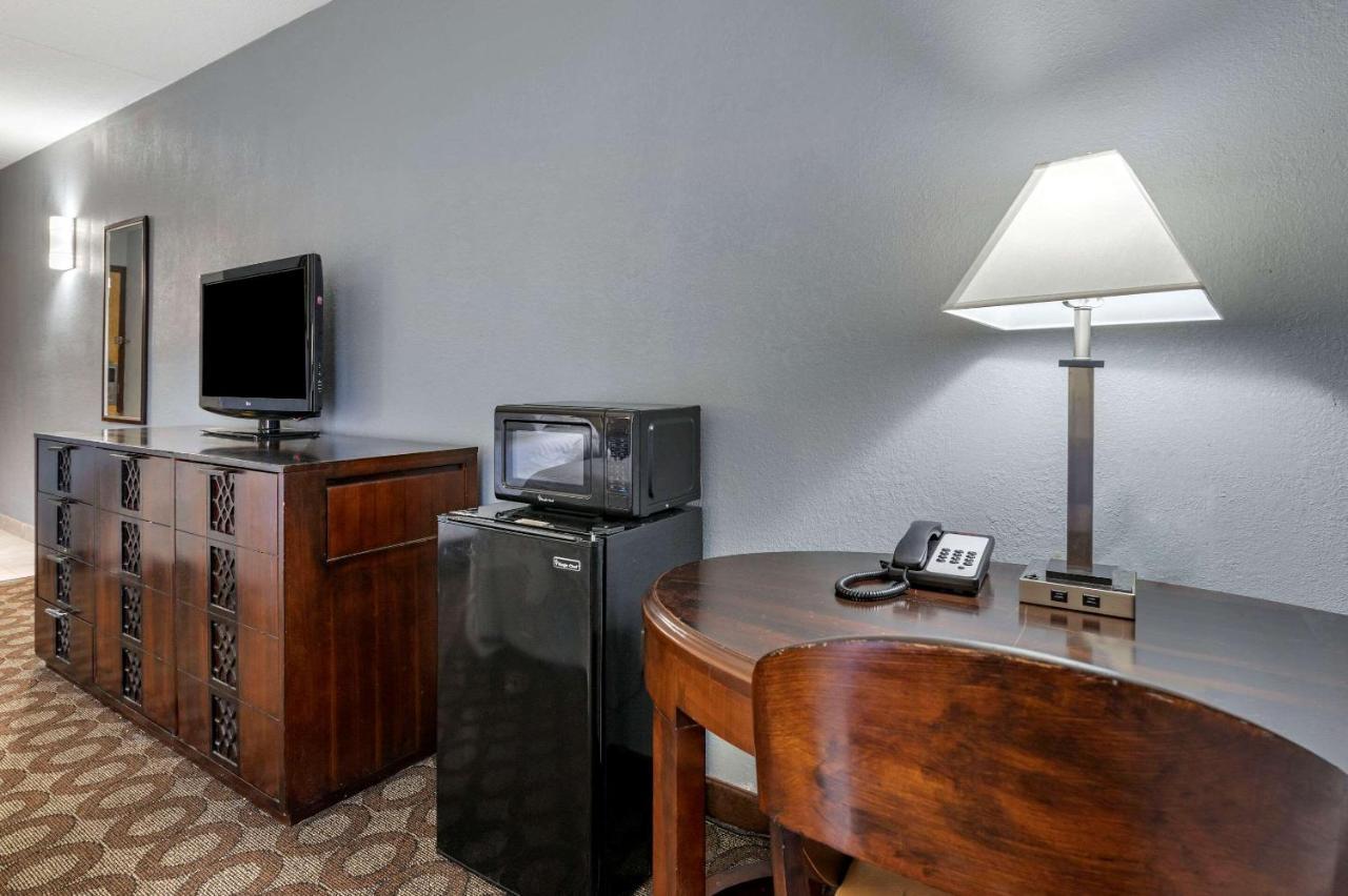 Econo Lodge Лафайет Екстериор снимка